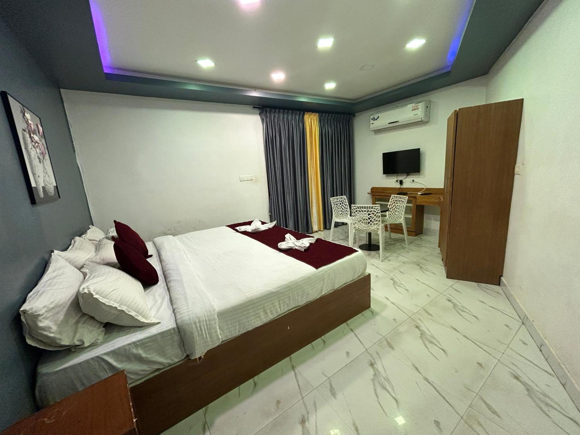 The Elite Beachview Pondicherry Exterior photo