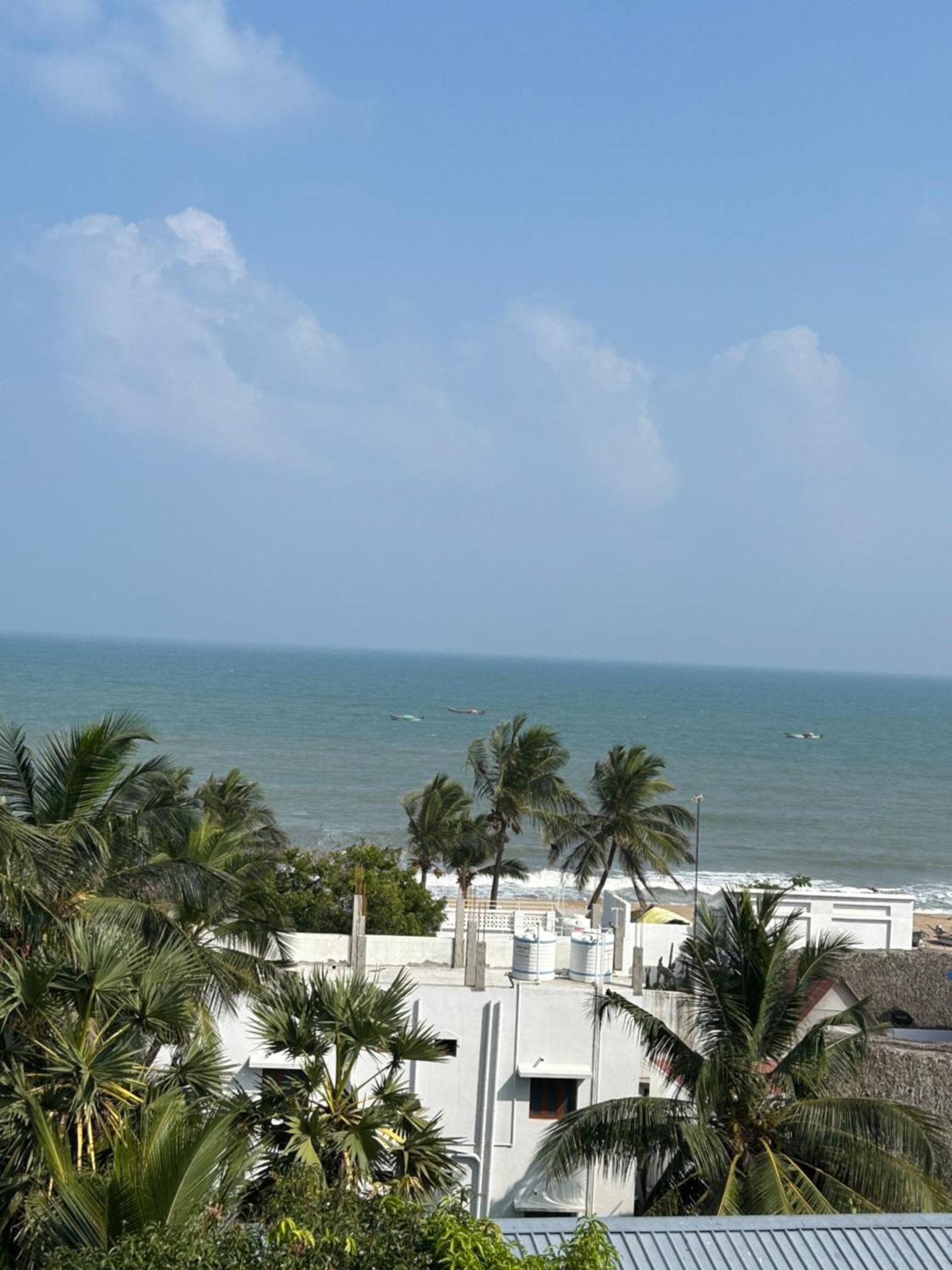 The Elite Beachview Pondicherry Exterior photo