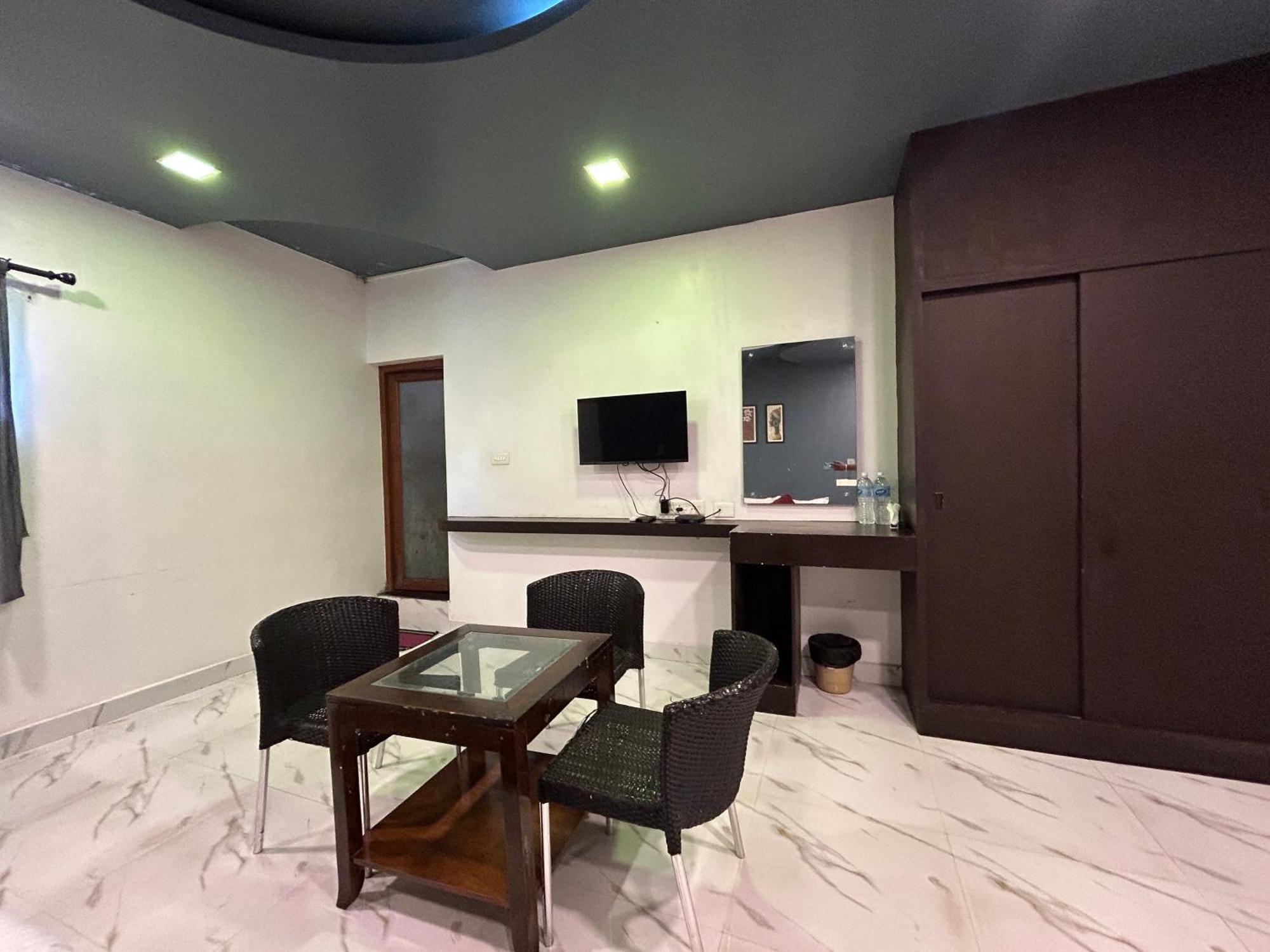 The Elite Beachview Pondicherry Exterior photo