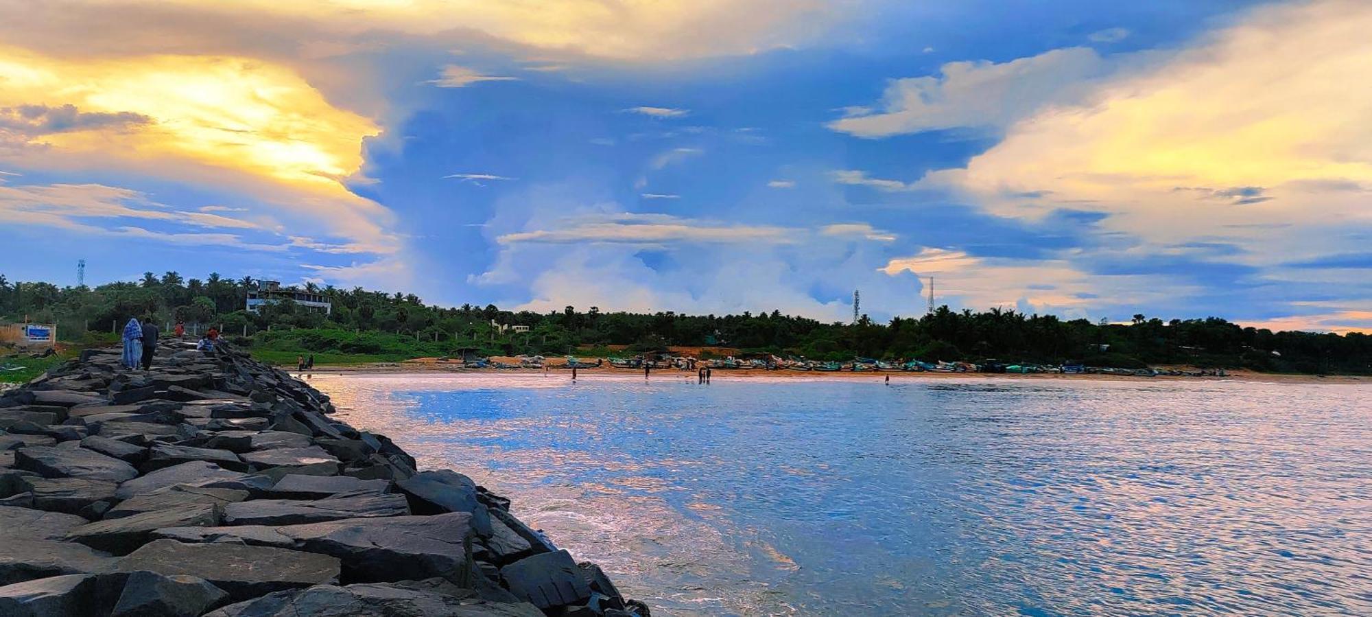 The Elite Beachview Pondicherry Exterior photo